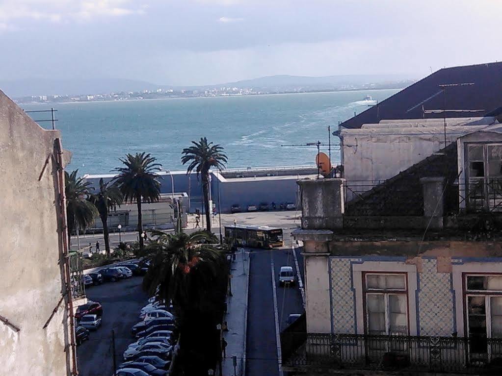 Portas Da Se Apartments Lisbon Bagian luar foto
